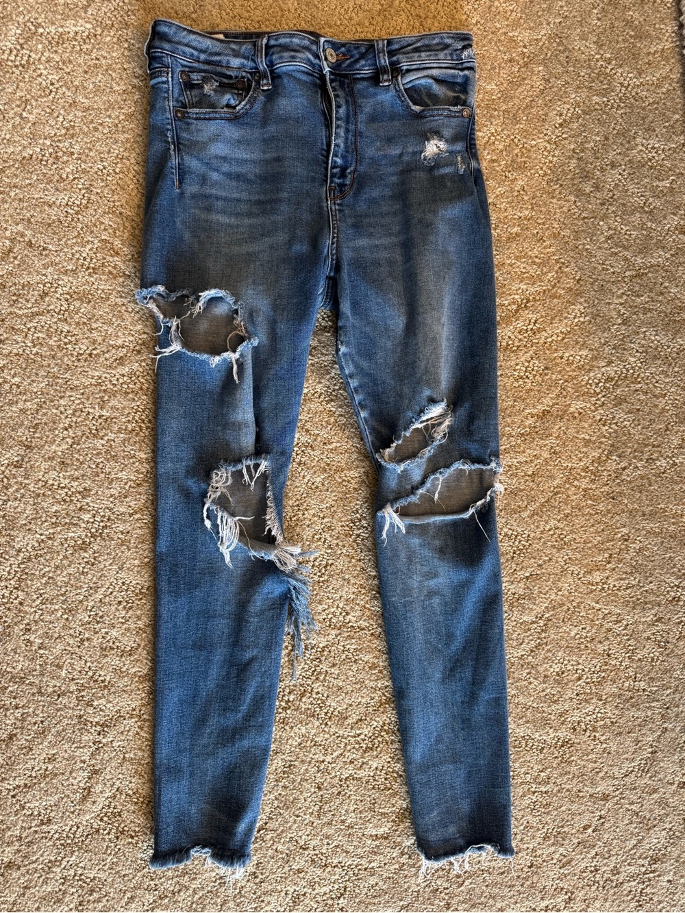 American Eagle Outfitters Distressed Dark Blue Skinny Jeans
